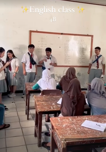 Pembelajaran Bahasa Inggris untuk Adik-adik kelas IV.