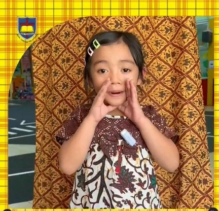Pantun Batik oleh anak-anak