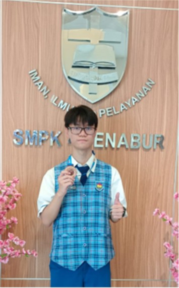 Selamat Kepada Daniel Benjamin Indrajaya - 9D | Juara 1 : Lomba IPA - JHS IPA SMAK 1 PENABUR JAKARTA