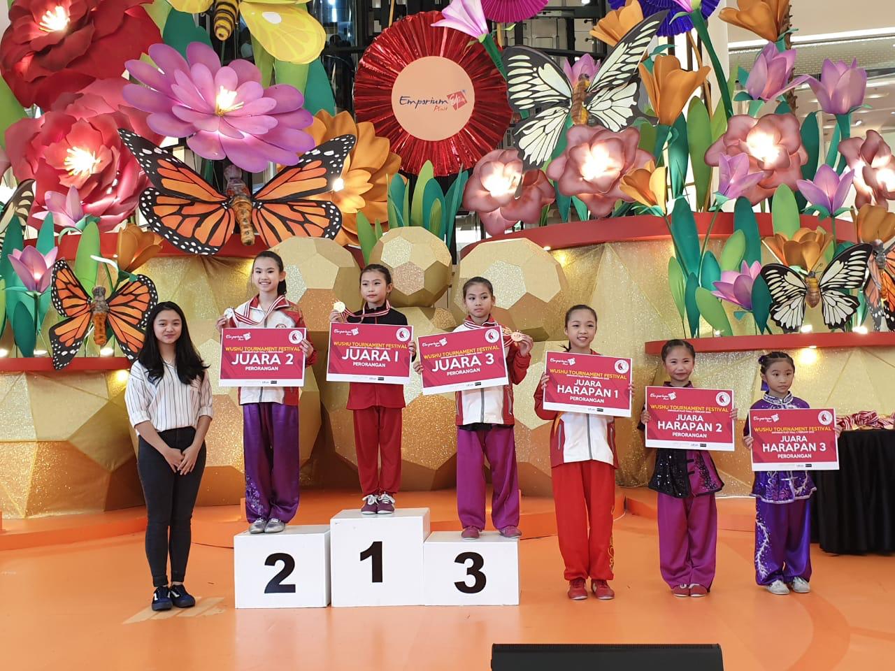 Siswi SDK 6 PENABUR Juara Rahmat Wushu Open 2020