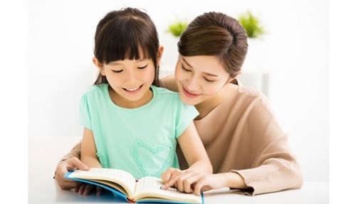 Pentingnya Mengajarkan Anak Membaca Sejak Dini