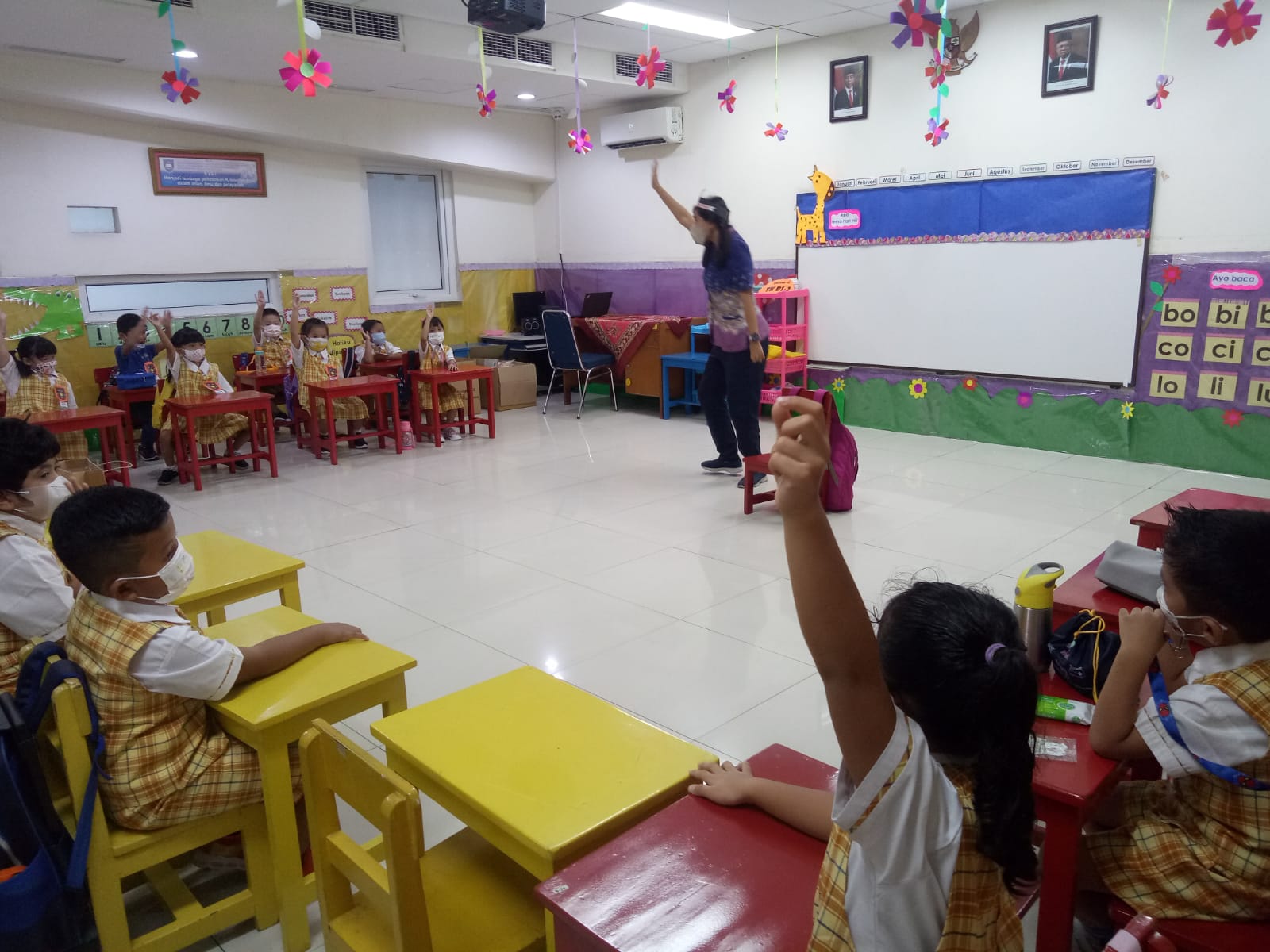 Hari Pertama Masuk Sekolah