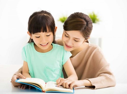 Menumbuhkan Minat Baca Anak dengan Metode Read aloud
